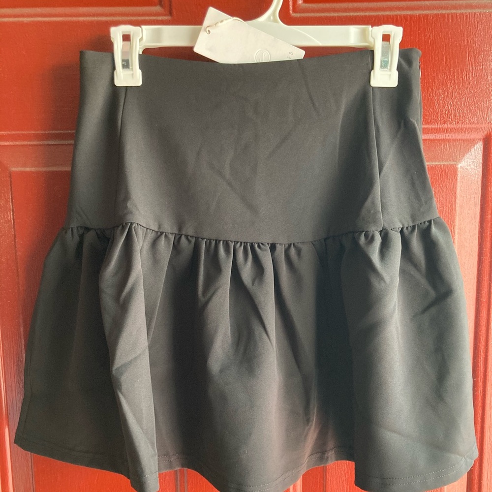 Simple black skirt